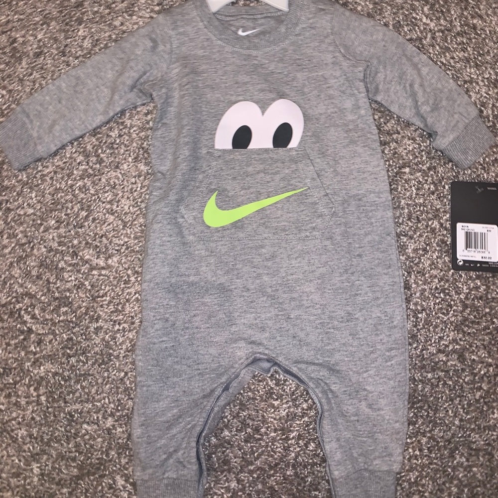 Nike Coverall Size 6 Months